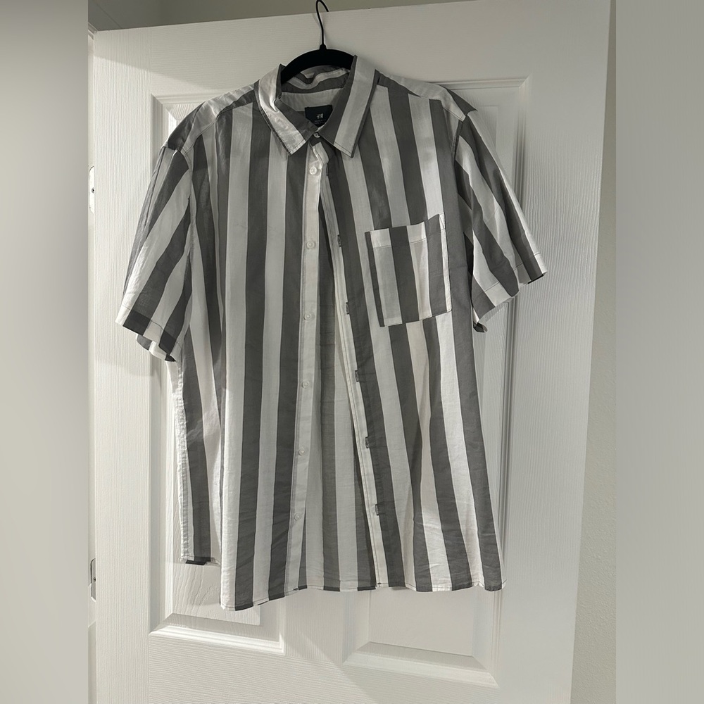 H&M Shirt